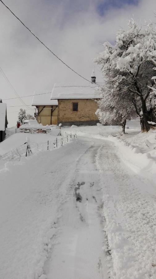 Bel Appartement Au Rez De Chaussee D'Un Chalet Jarrier Εξωτερικό φωτογραφία